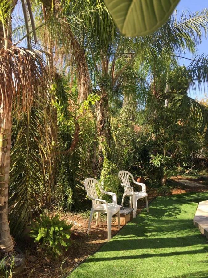 בית מרום Gan HaShomron Exterior foto